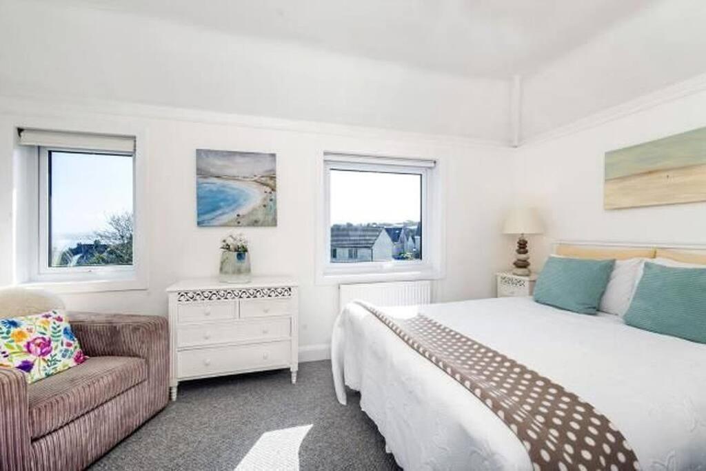 Sunrise! ~ 2 Bedrooms, Garden, Parking, Sea Views St Ives Exterior foto